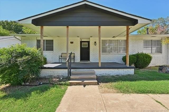 5752 S 80th East Ave - Photo 4 of 39