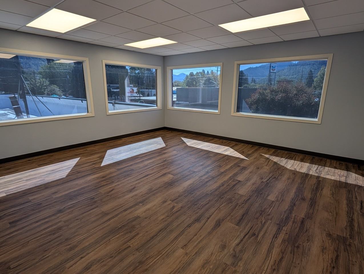 117 E Main St #B - Photo 5 of 13