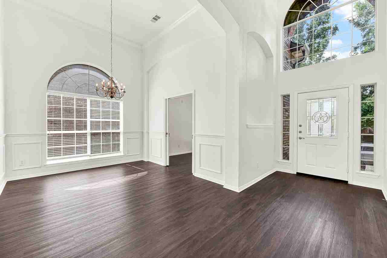 13270 Roadster Dr - Photo 2 of 37