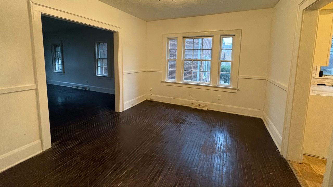 3037 Algonquin Pkwy #1 - Photo 6 of 14
