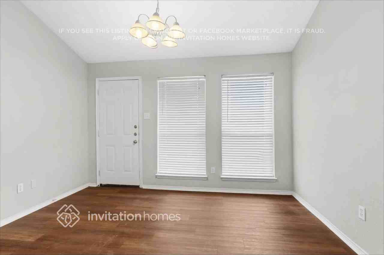 5812 Matt St - Photo 6 of 19