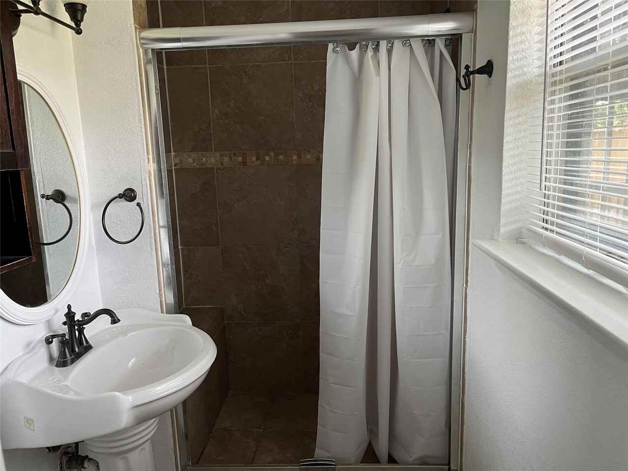 10327 Springhaven Dr - Photo 7 of 15