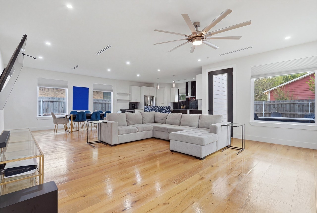 1808 Shaw St - Photo 5 of 20