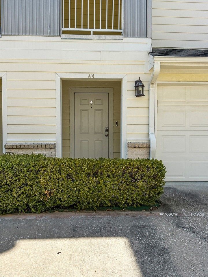 2403 Stutz Dr #4 - Photo 3 of 36