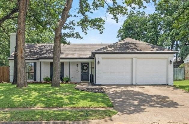 408 Thorn Wood Dr - Photo 3 of 25