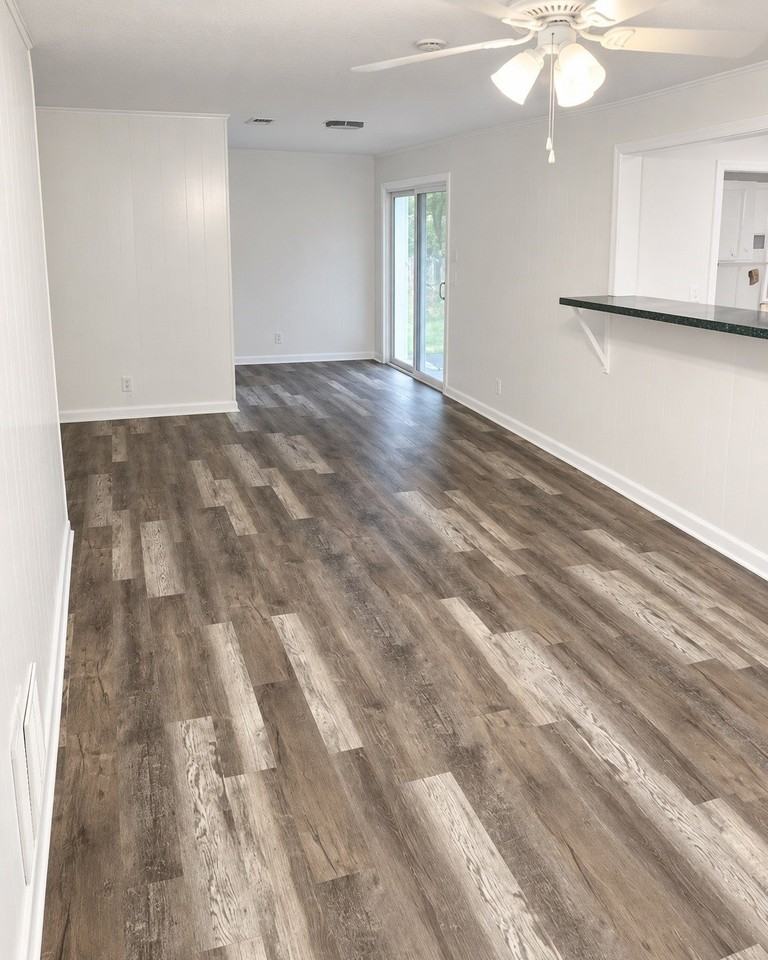 8324 Ellery Dr - Photo 2 of 10