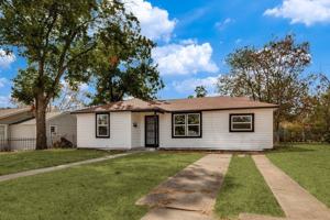 featured image of 3224 Burson Ave