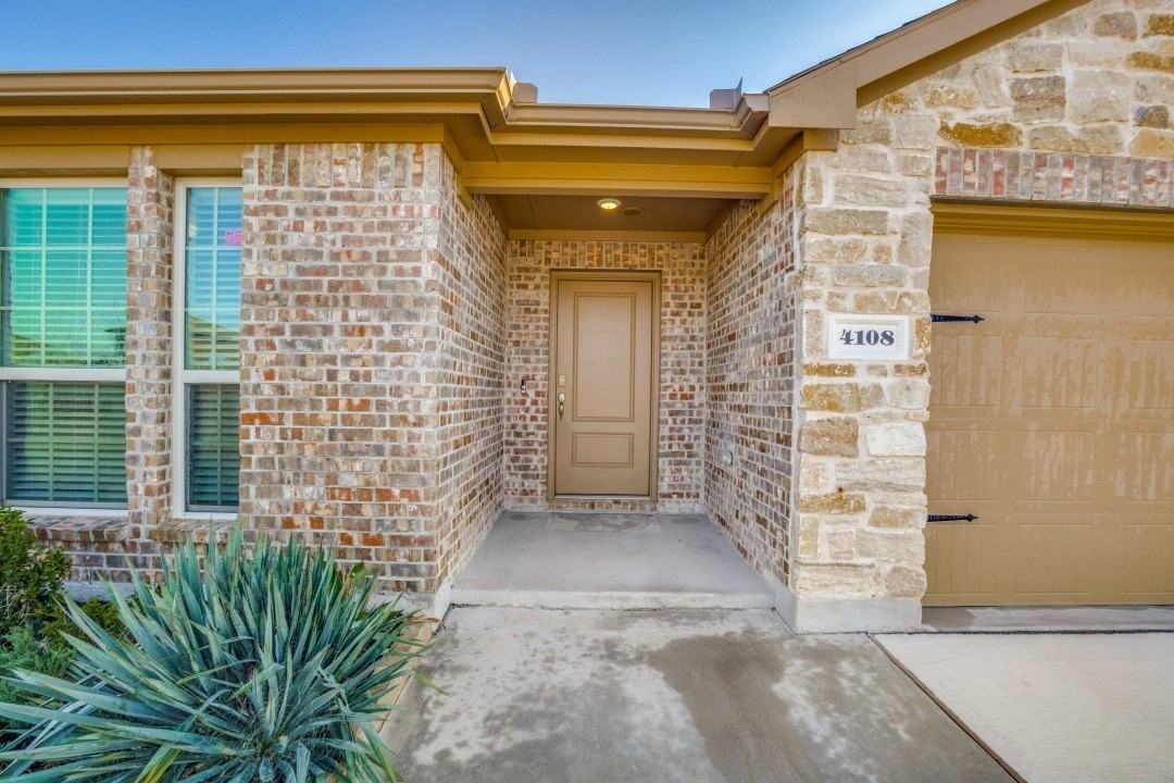 4108 Forest Bend Rd - Photo 3 of 22