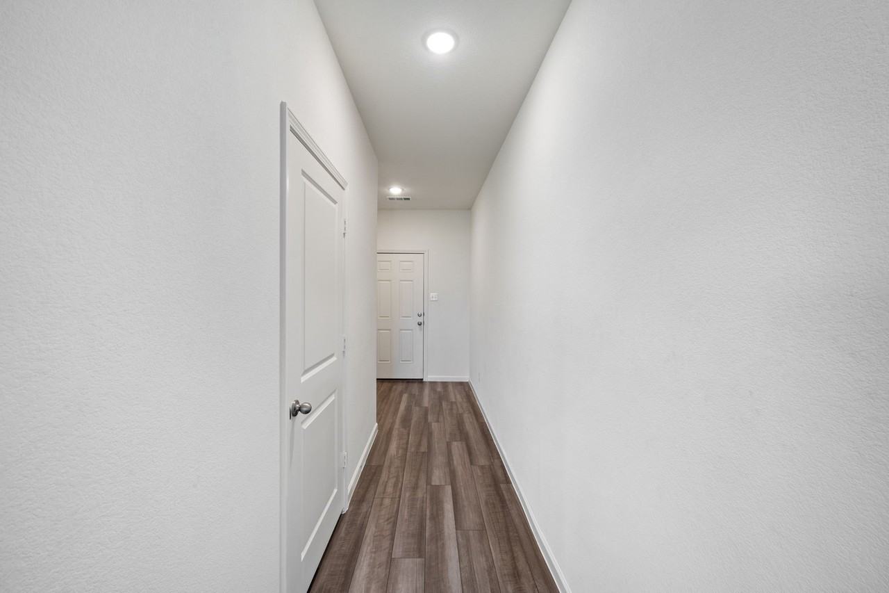2012 Hancock Cir - Photo 7 of 40