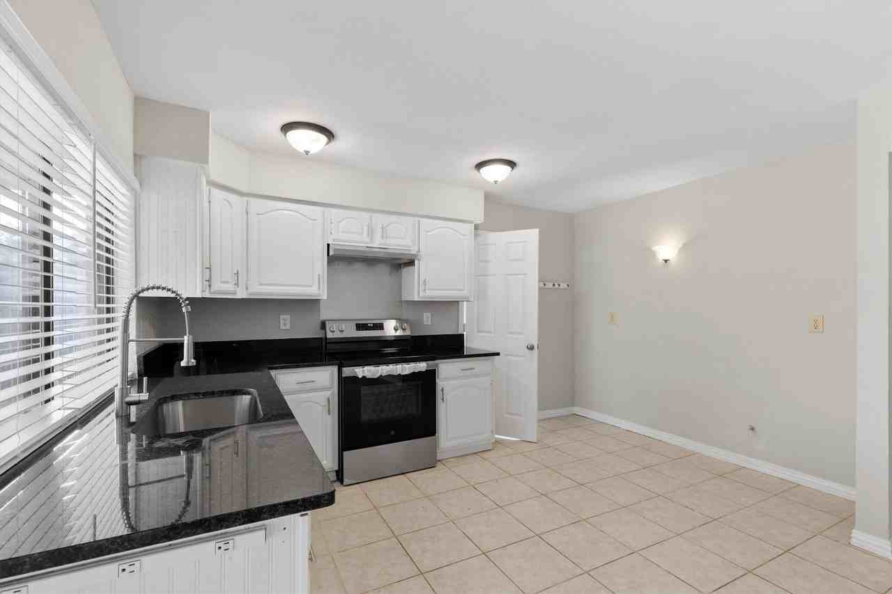 1129 Lombardy Dr - Photo 7 of 18