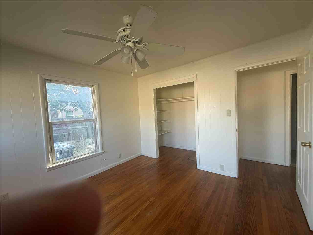 701 Largent St - Photo 4 of 17