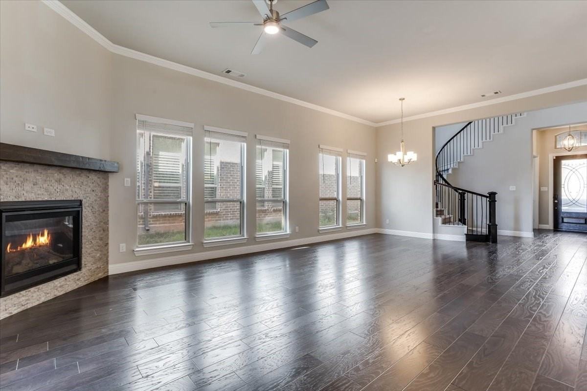 17553 Sequoia Dr - Photo 2 of 19