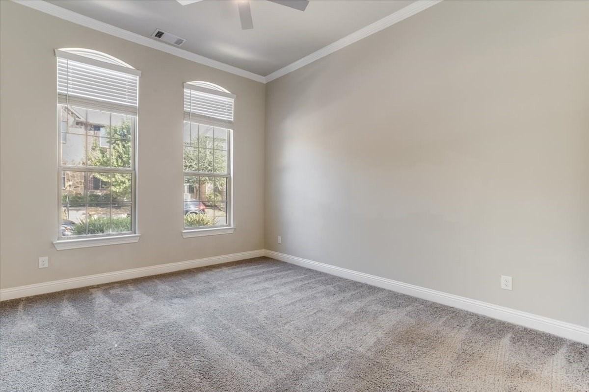 17553 Sequoia Dr - Photo 6 of 19