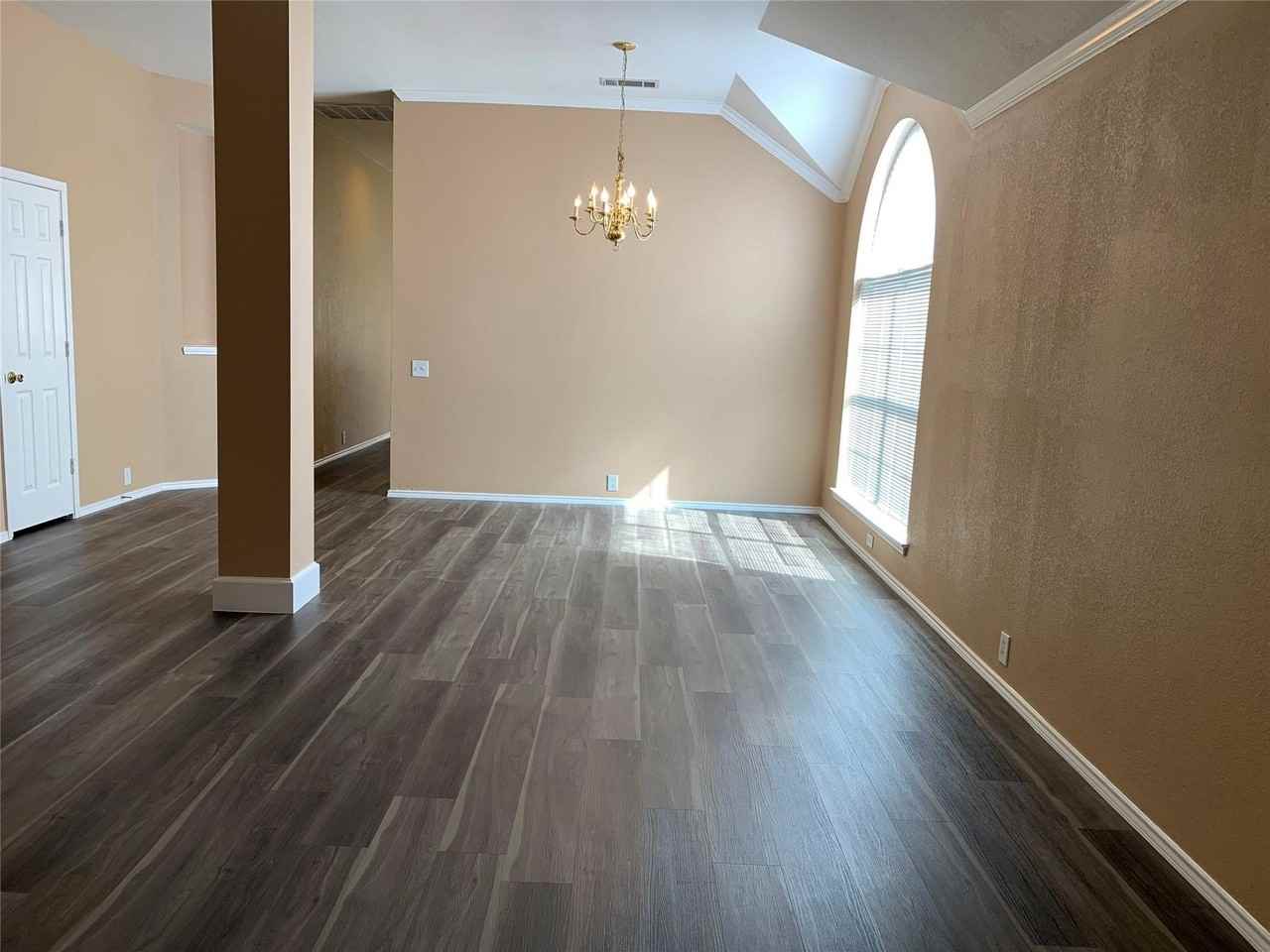 6705 Misty Hollow Dr - Photo 5 of 18