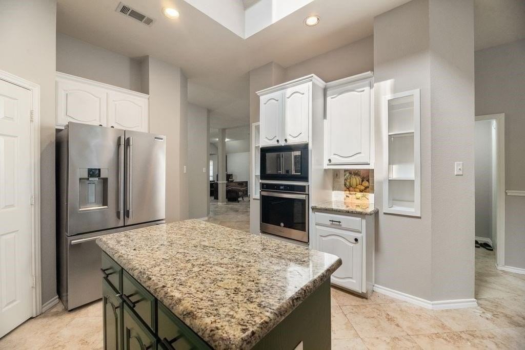 4736 Emerald Trace Way - Photo 7 of 22