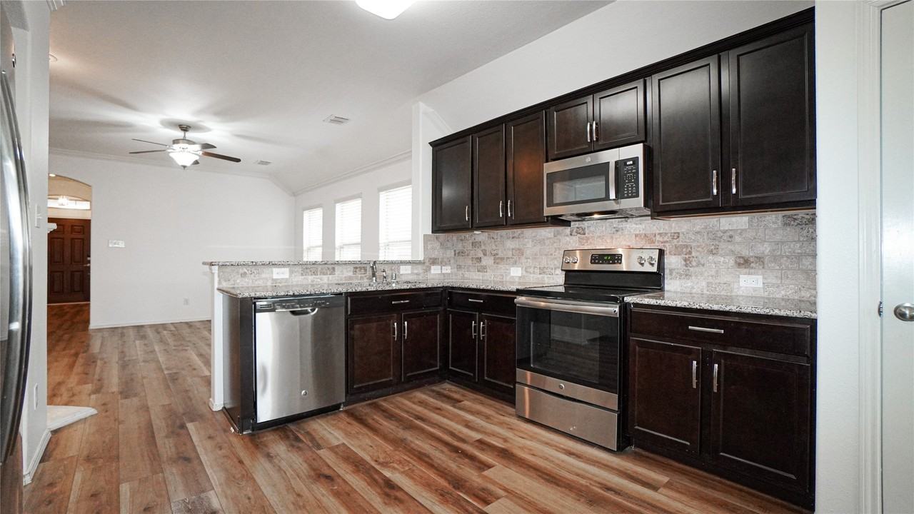 3017 Cassinia Pkwy - Photo 6 of 20