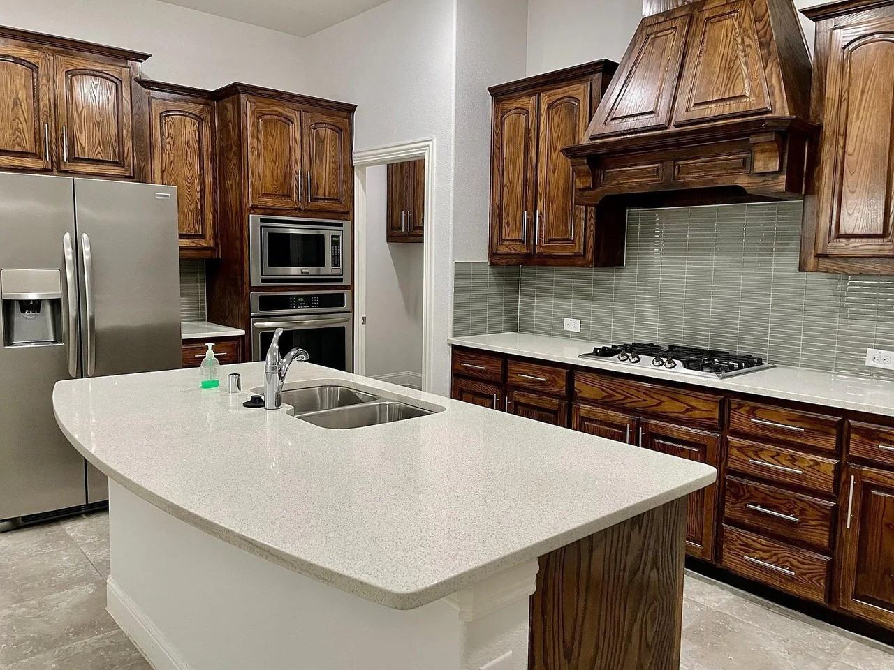10705 Galveston Pl - Photo 3 of 17