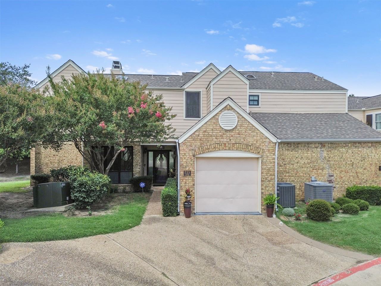 215 Cimarron Trl #1 - Photo 2 of 39
