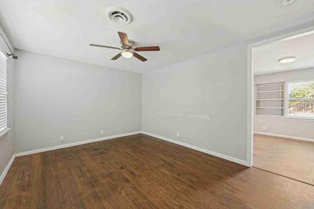 5301 Stanley Keller Rd - Photo 3 of 12