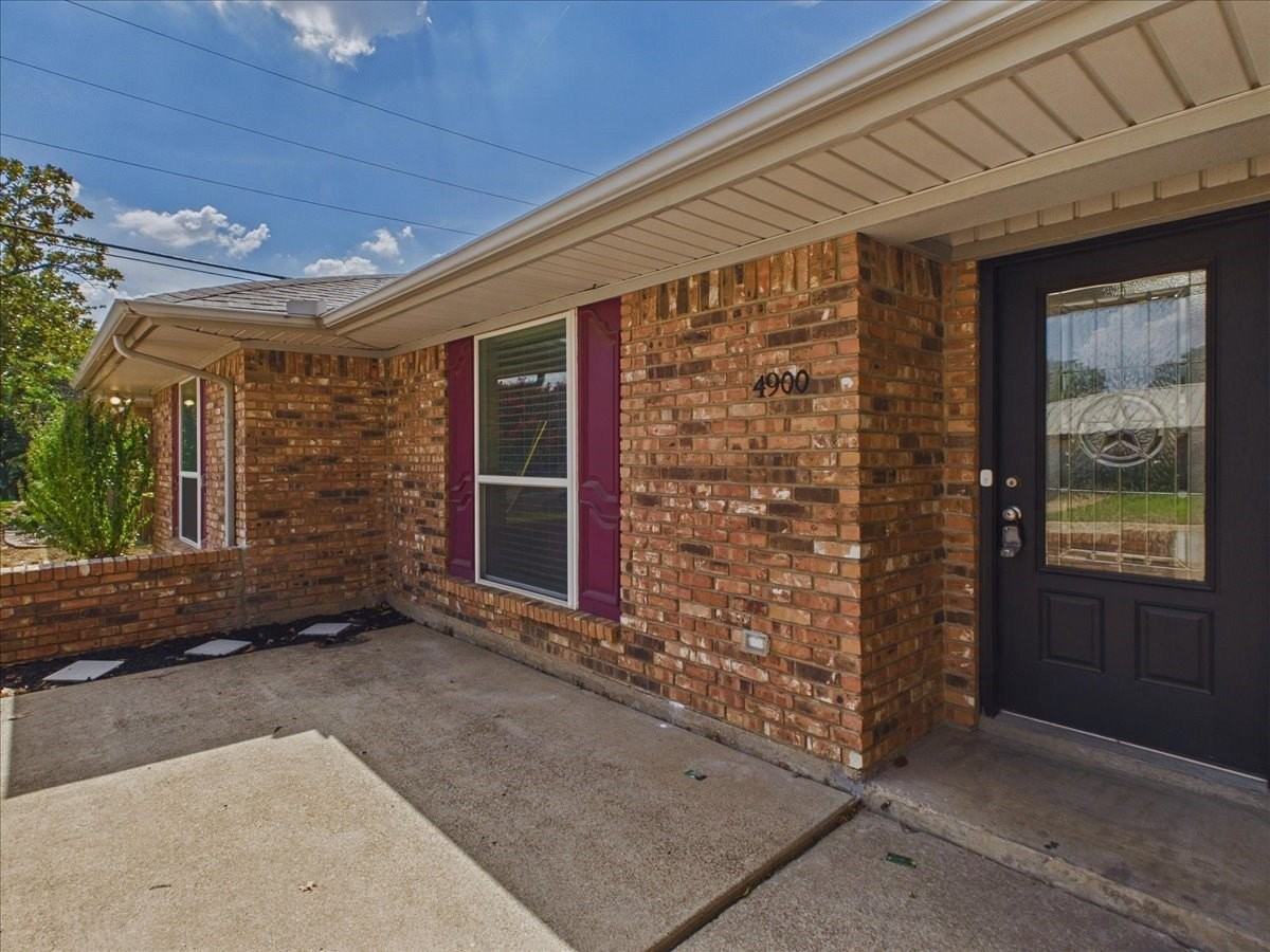 4900 Ridgeline Dr - Photo 2 of 19