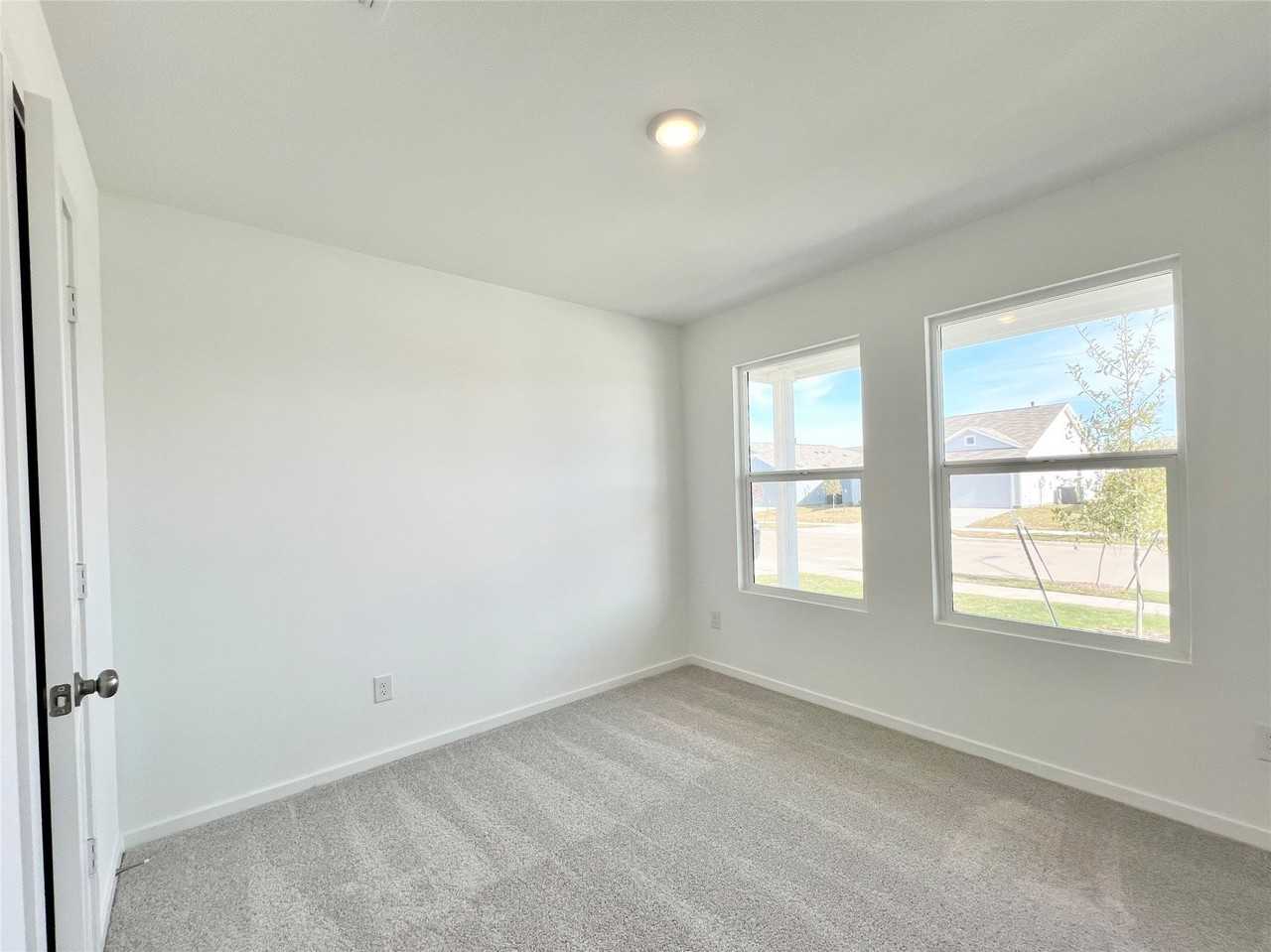 4109 Drifters Bend Dr - Photo 3 of 29