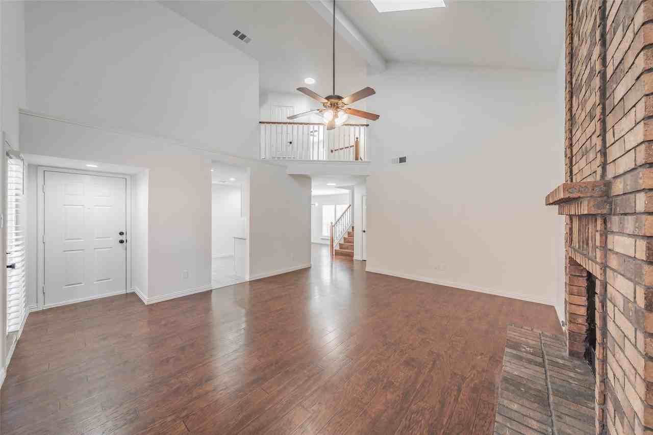 617 Dover Ct - Photo 5 of 26