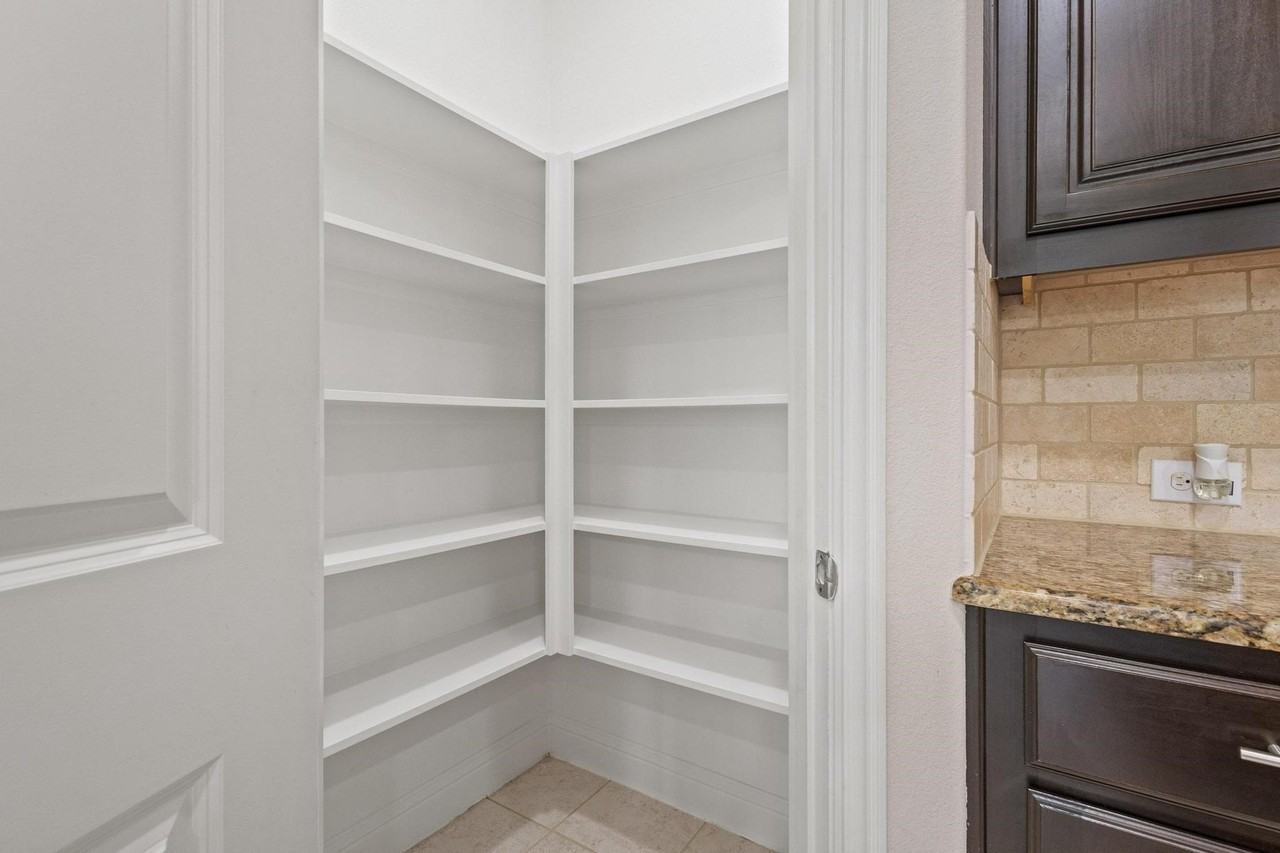 7822 Cottonwood Dr - Photo 6 of 26