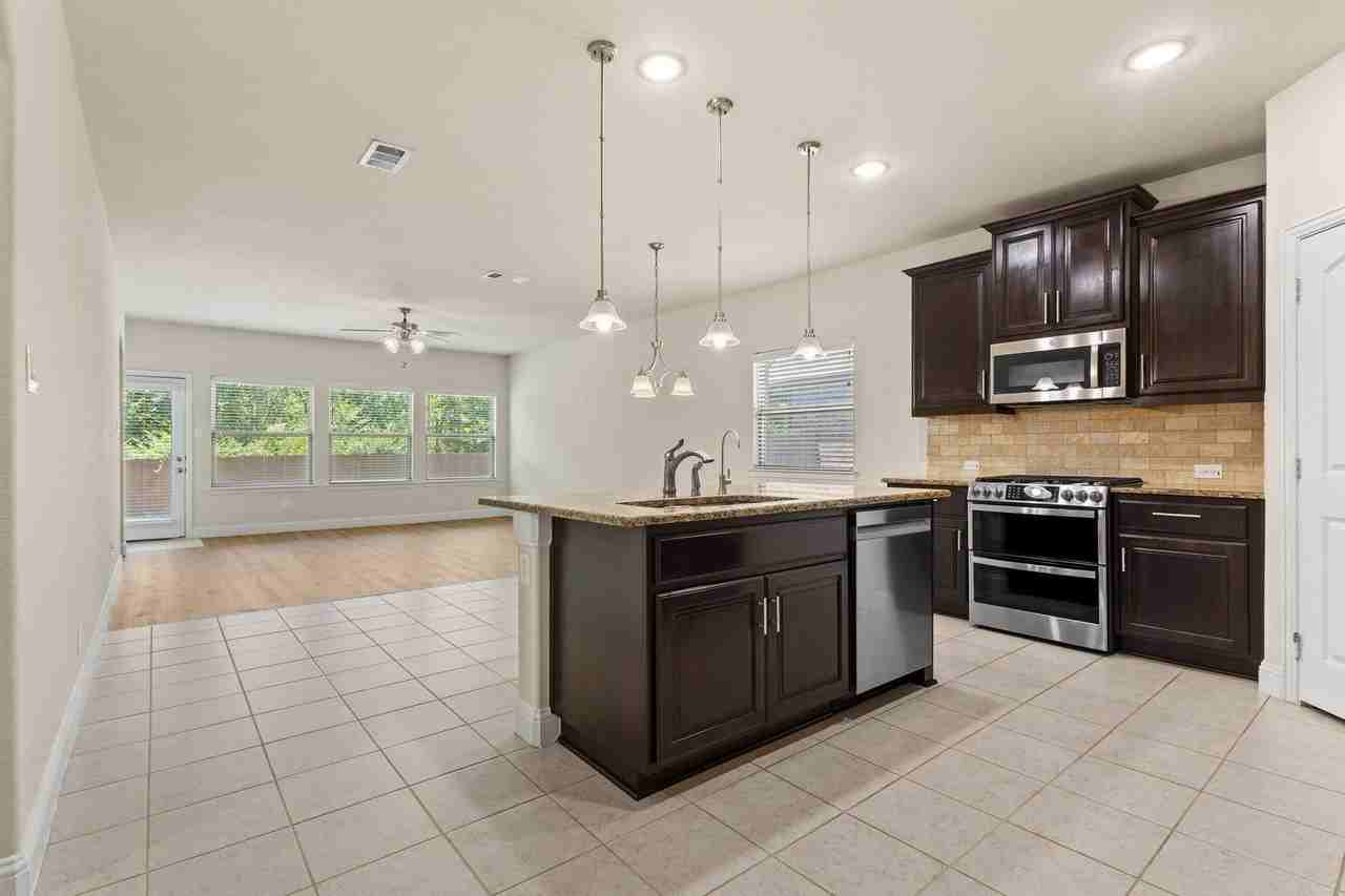 7822 Cottonwood Dr - Photo 7 of 26