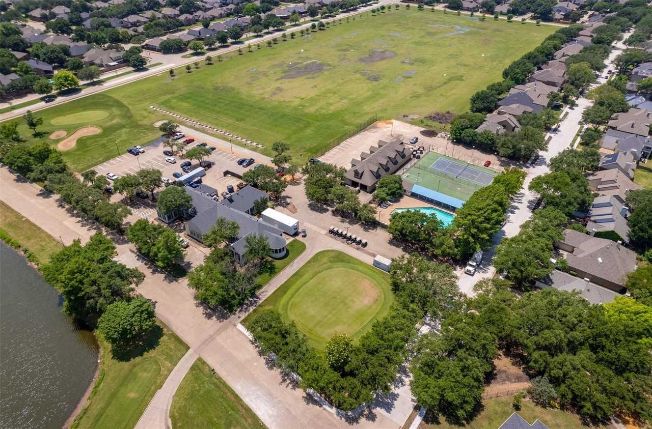 11101 Ormond Ln - Photo 7 of 10
