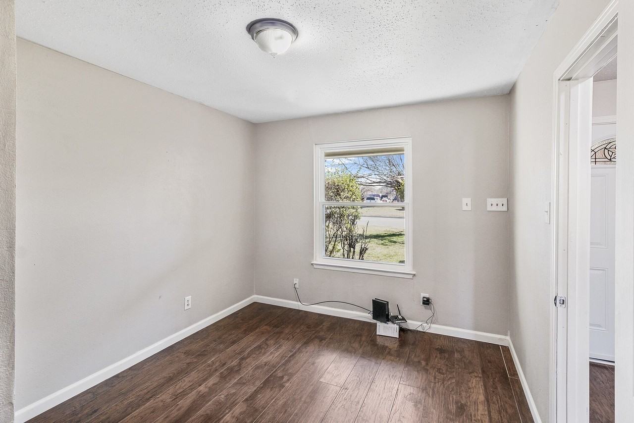 3241 Oak Timber Dr - Photo 2 of 15