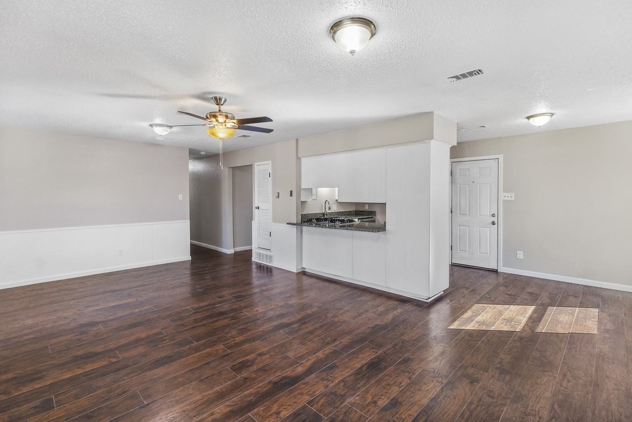 3241 Oak Timber Dr - Photo 4 of 15