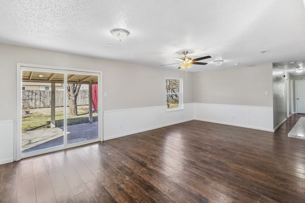 3241 Oak Timber Dr - Photo 5 of 15
