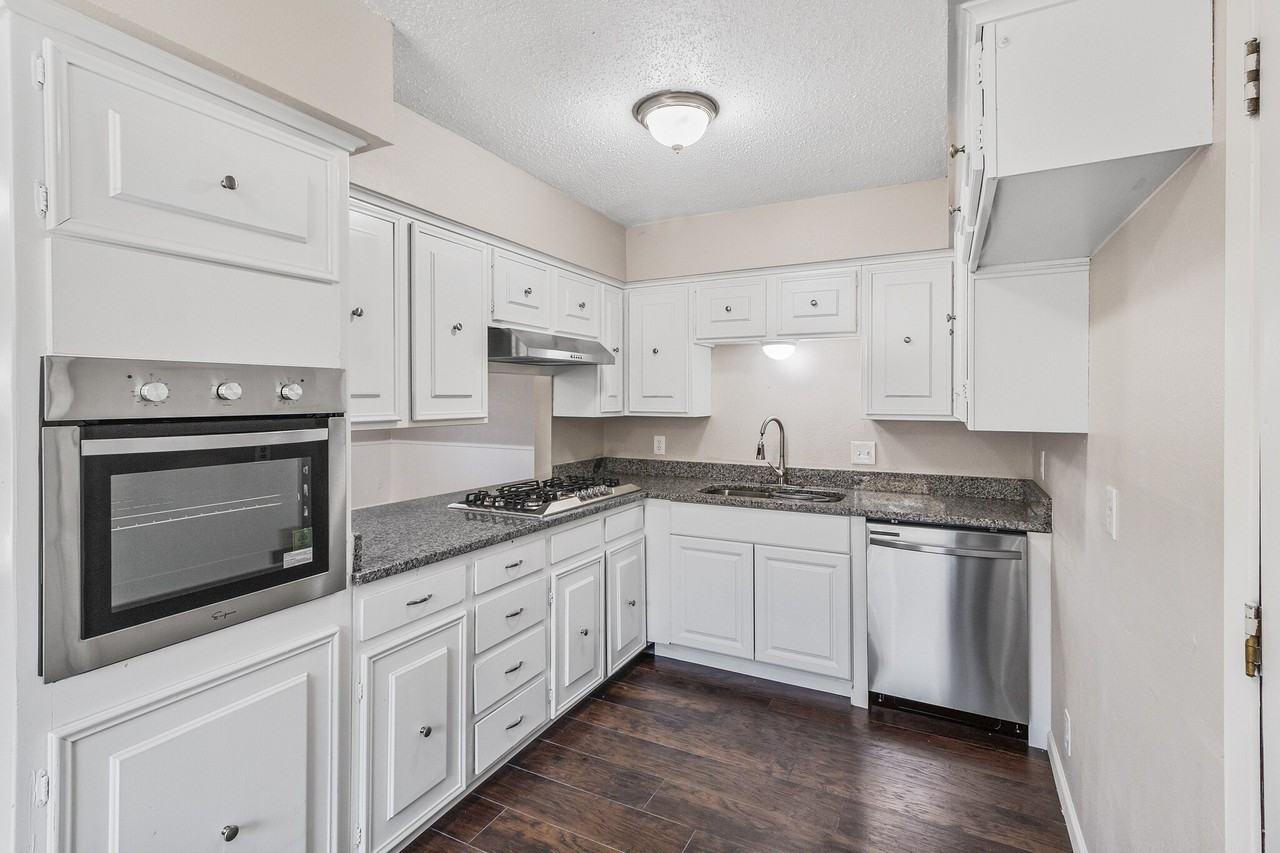 3241 Oak Timber Dr - Photo 6 of 15