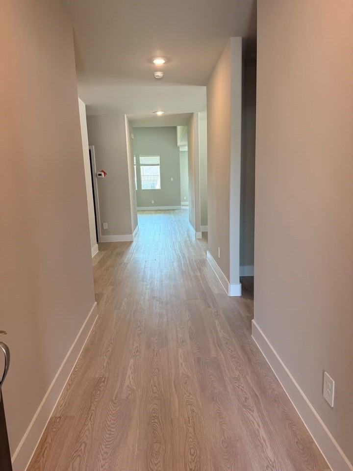 1313 Winter Way - Photo 3 of 27