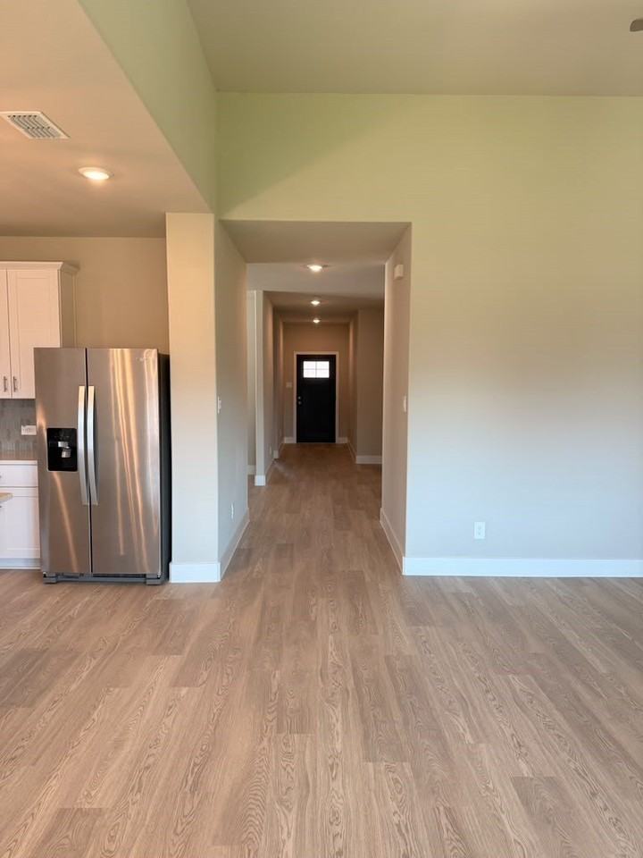 1313 Winter Way - Photo 5 of 27