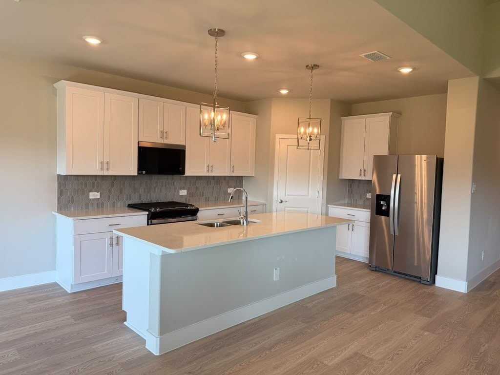 1313 Winter Way - Photo 7 of 27