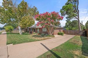 featured image of 3204 Brown Trl