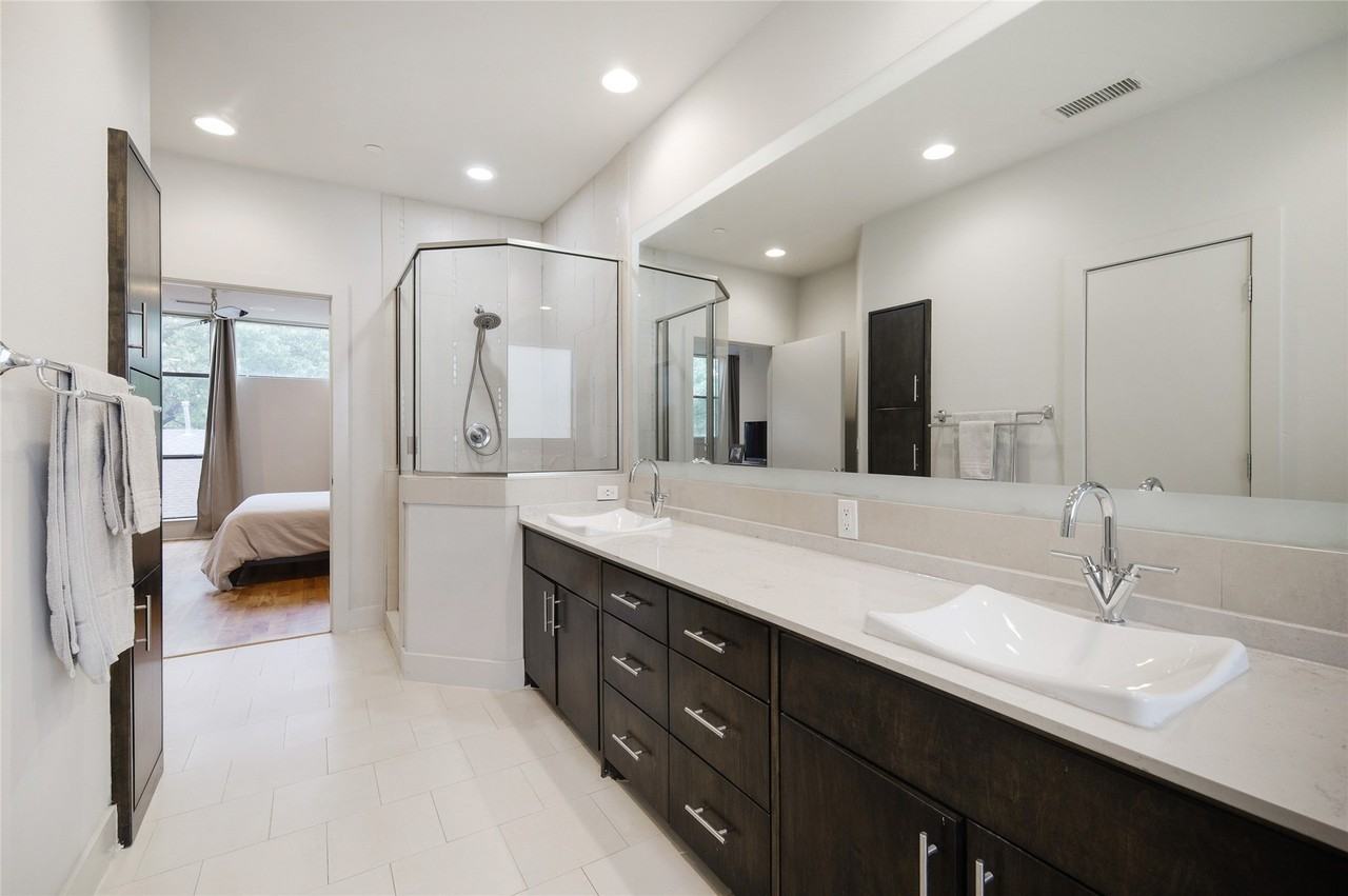 4618 Cedar Springs Rd #C - Photo 7 of 14