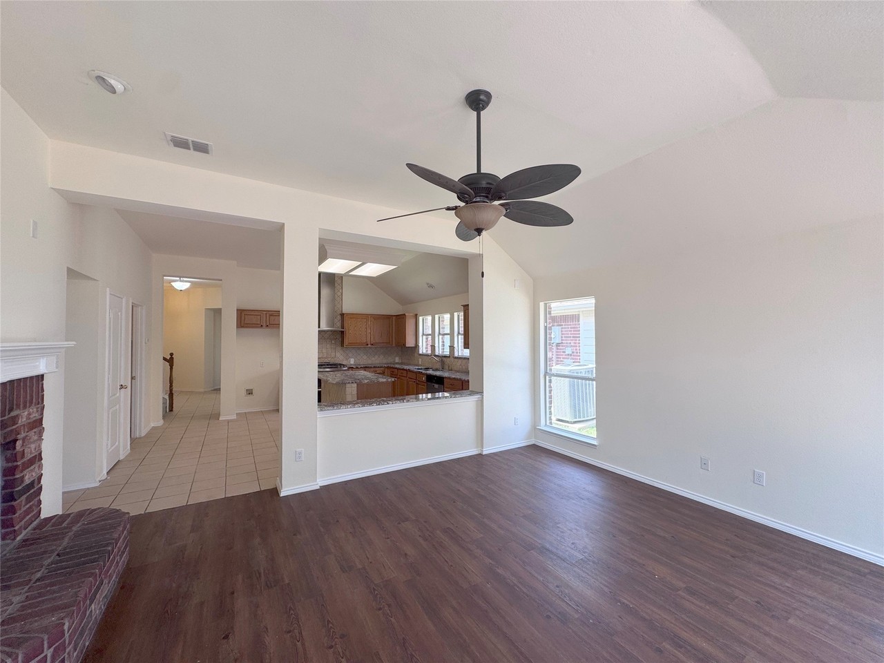 6734 Richmond Dr - Photo 4 of 18