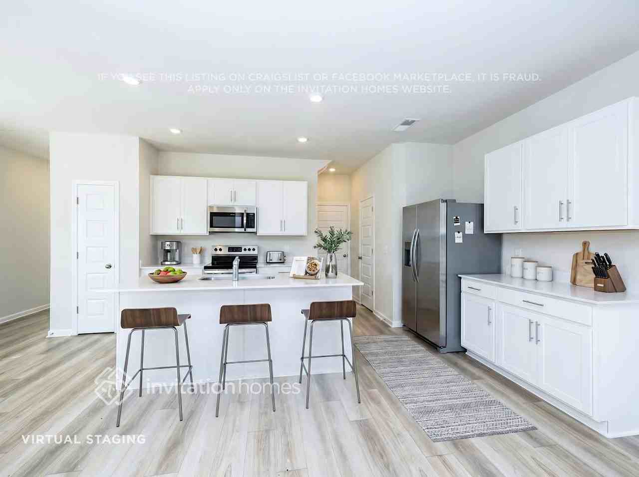 1061 Legacy Ct - Photo 7 of 24