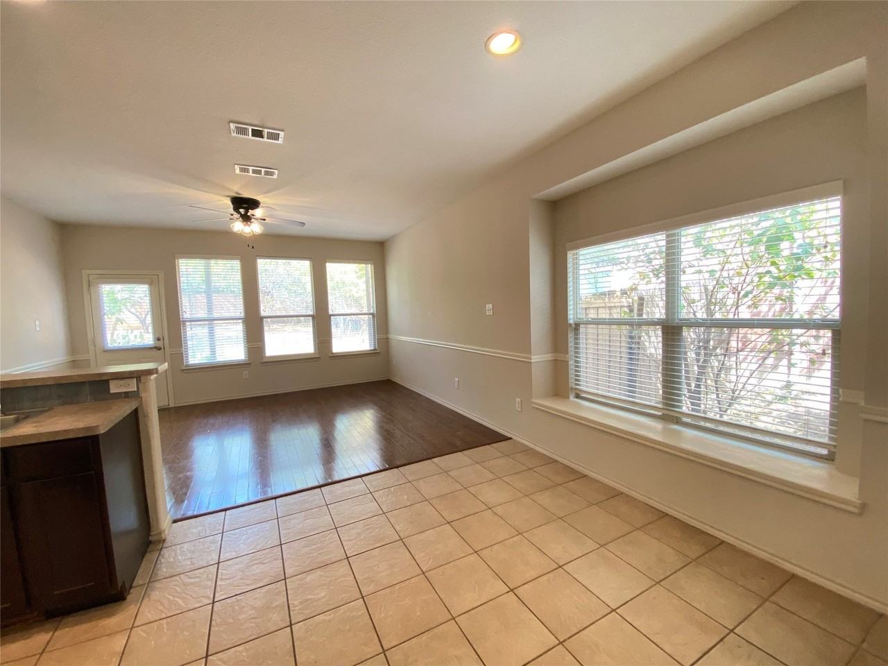 8307 Timberbrook Ln - Photo 5 of 29