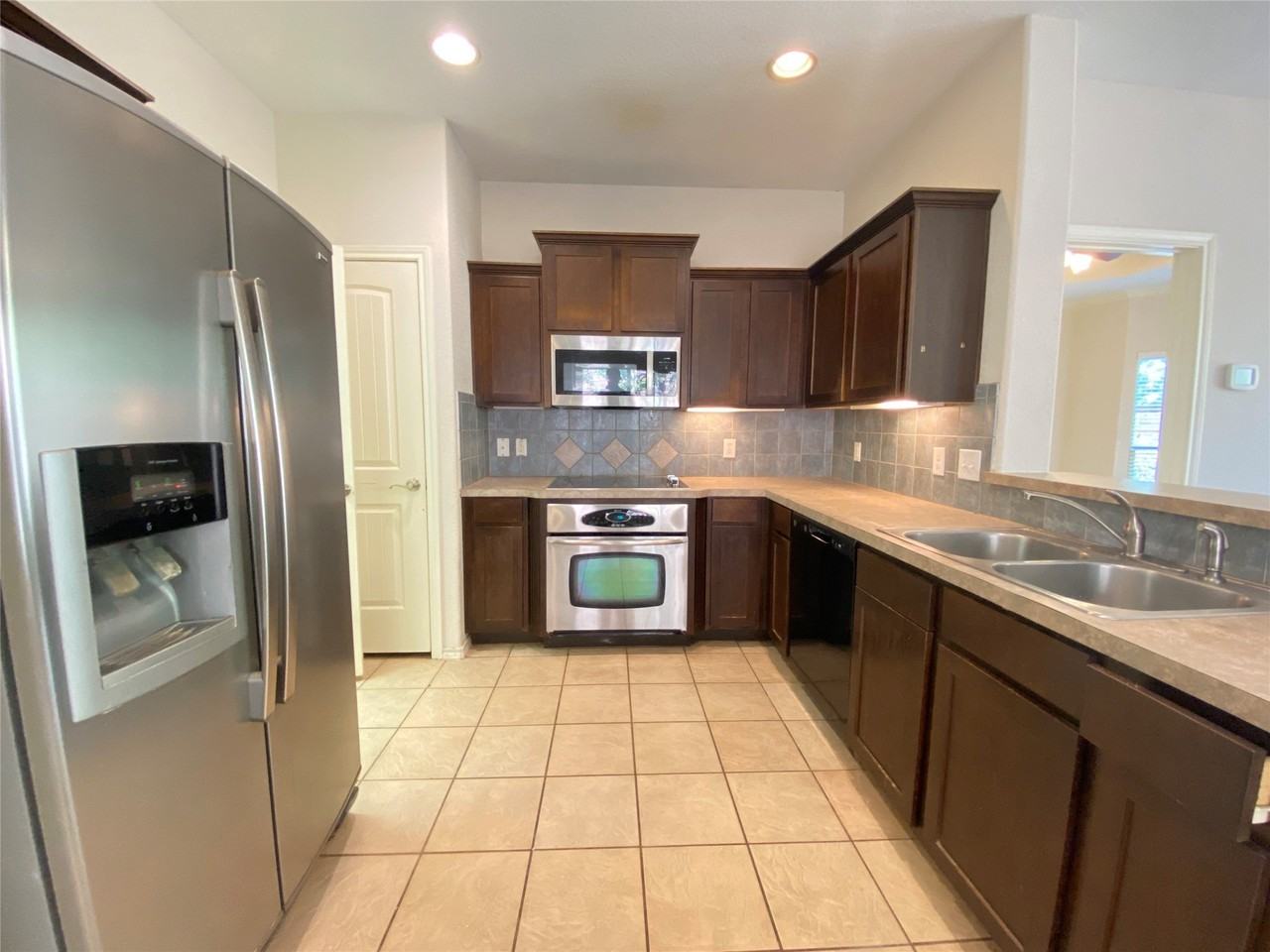 8307 Timberbrook Ln - Photo 7 of 29