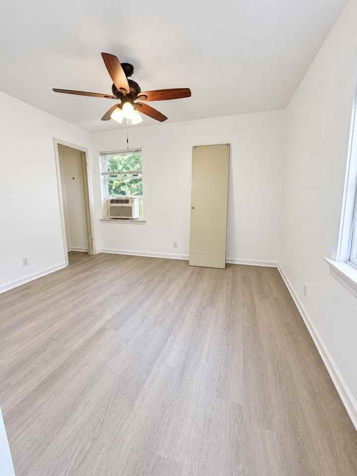 12145 Dandridge Dr - Photo 5 of 13