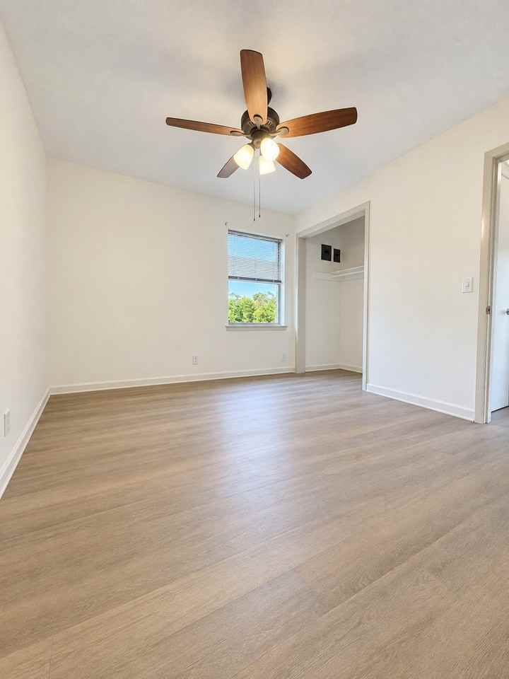 12145 Dandridge Dr - Photo 6 of 13
