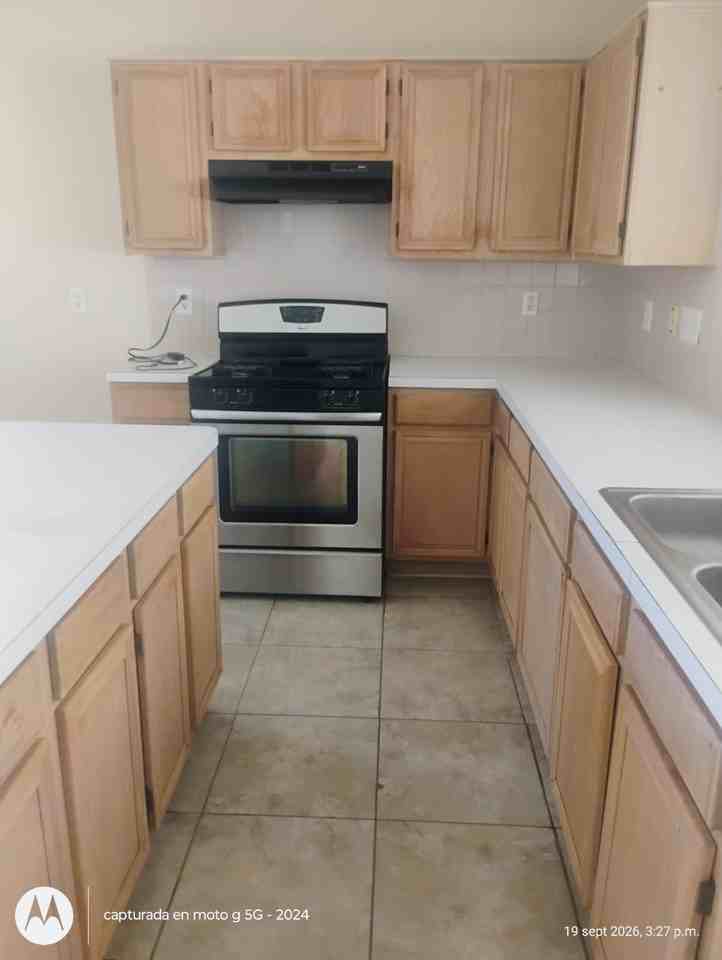 7701 Tidewater Dr - Photo 4 of 13