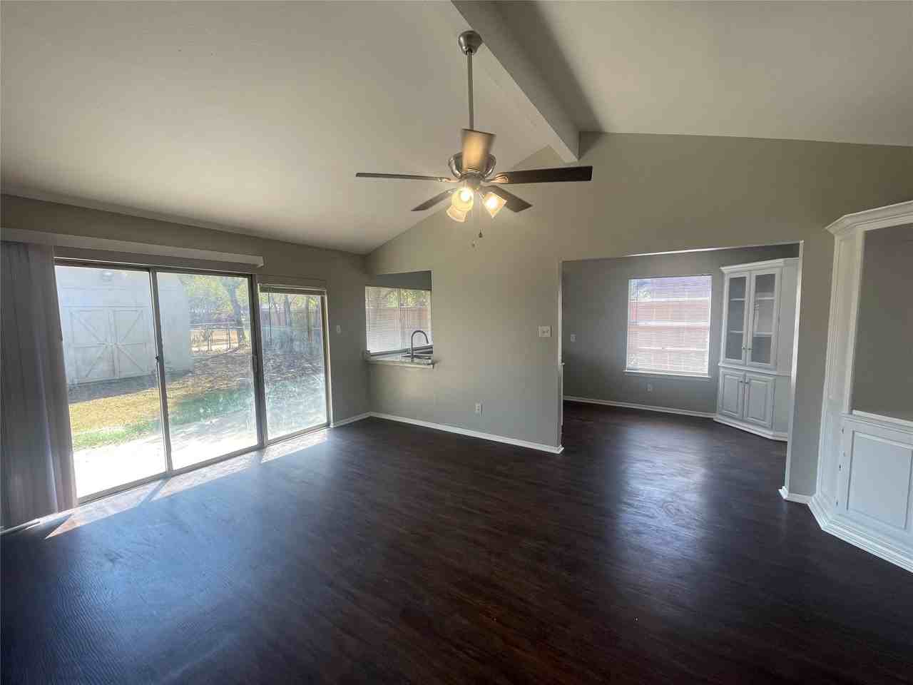 1418 Rockbrook St - Photo 2 of 10