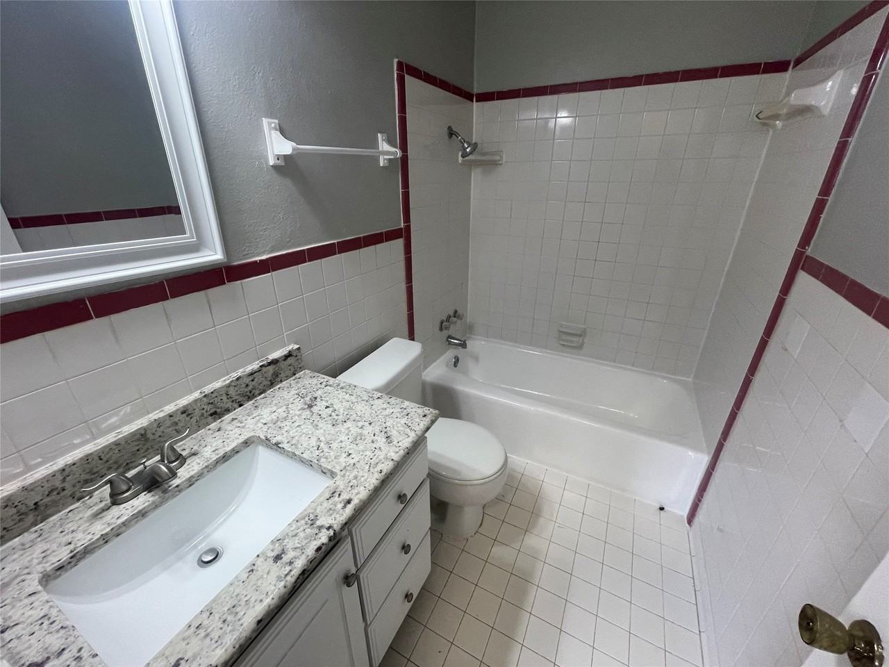 1418 Rockbrook St - Photo 6 of 10