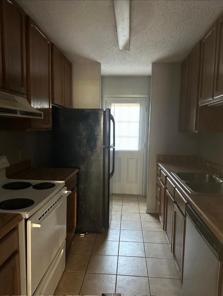 3906 Shallow Ford Rd #A - Photo 3 of 11