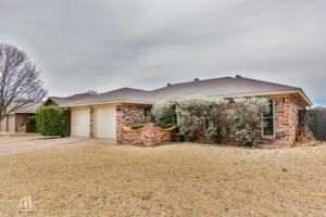 featured image of 2733 Melissa Ln
