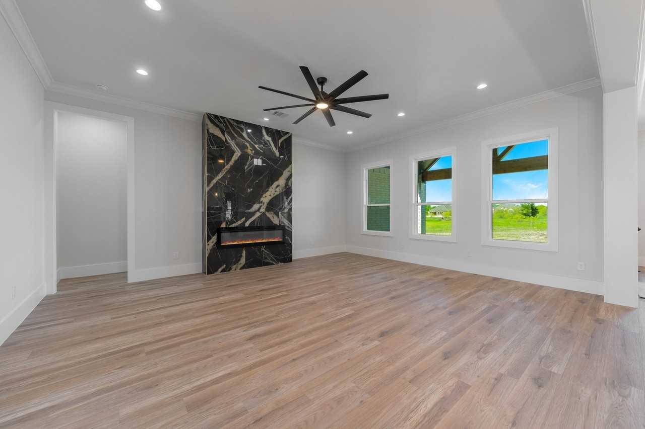 6220 Purple English Oak Ct - Photo 7 of 37